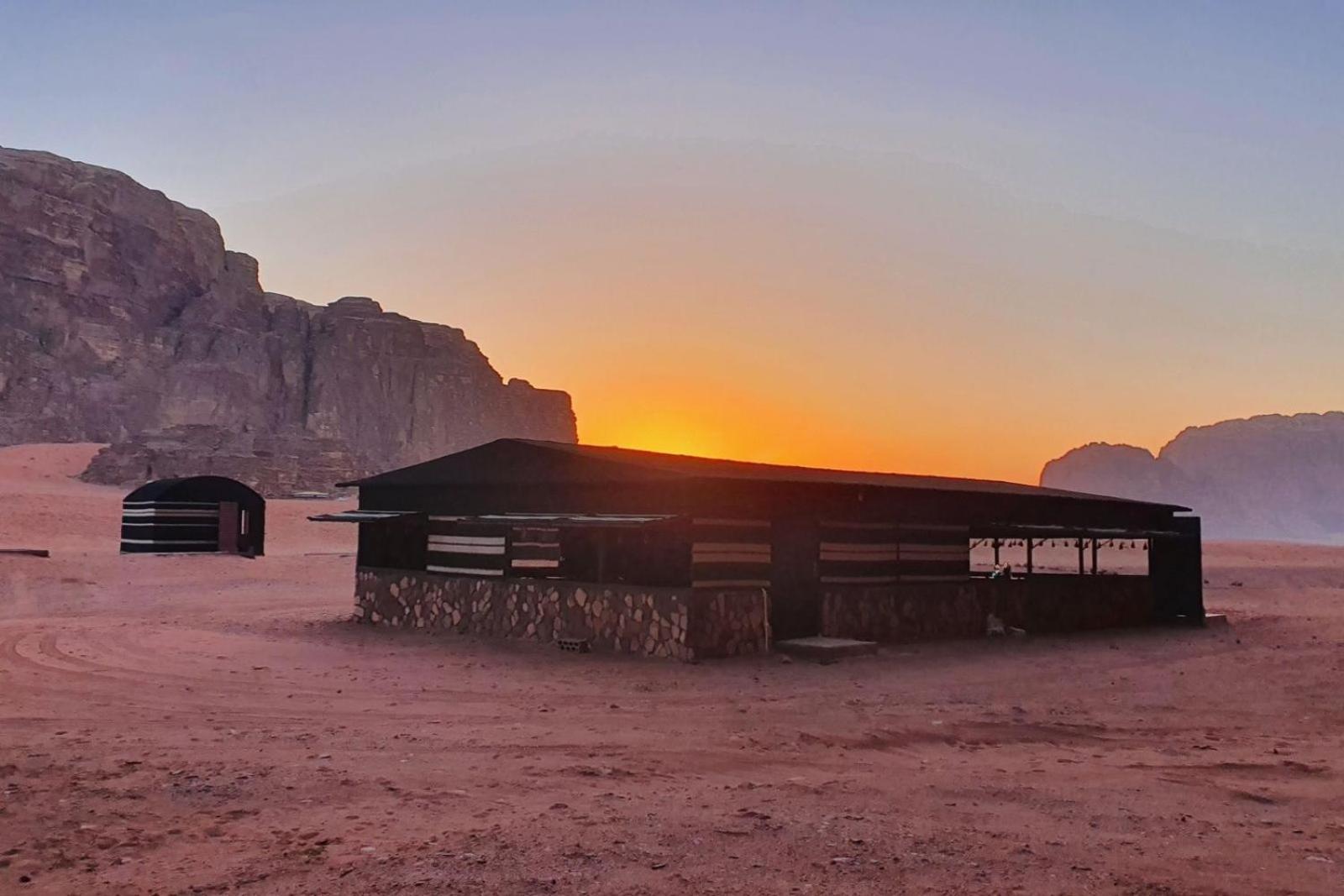 Hotel Welcome To Wadi Rum Camp Exterior foto