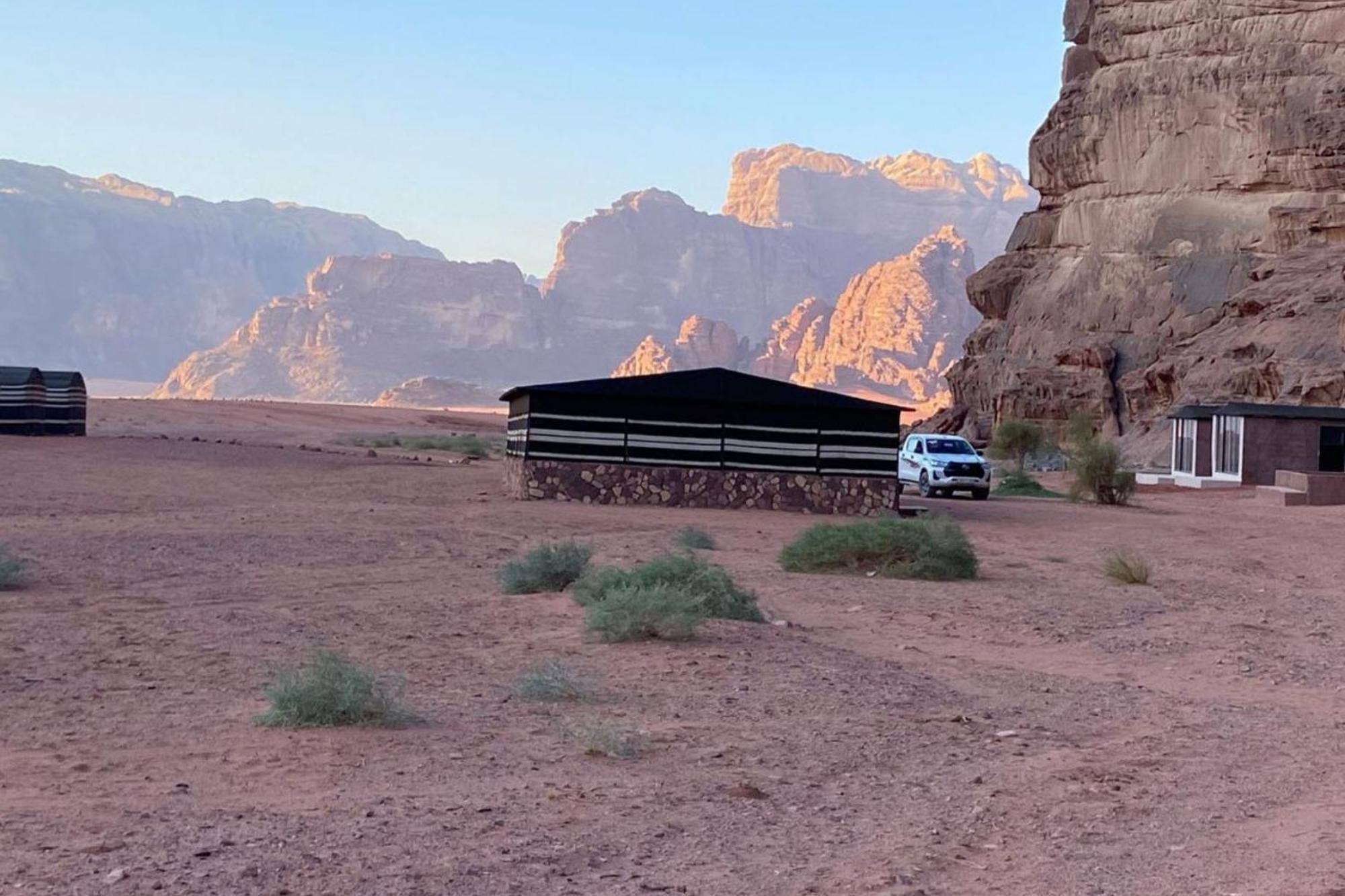 Hotel Welcome To Wadi Rum Camp Exterior foto